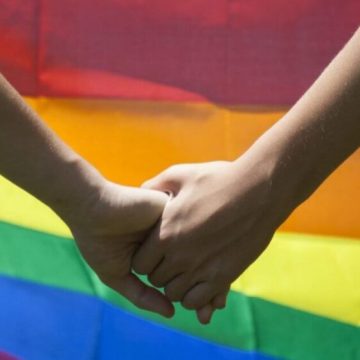Riconoscimento dei figli nati all’estero di coppie omogenitoriali: un dovere di giustizia e uguaglianza di fronte alla legge